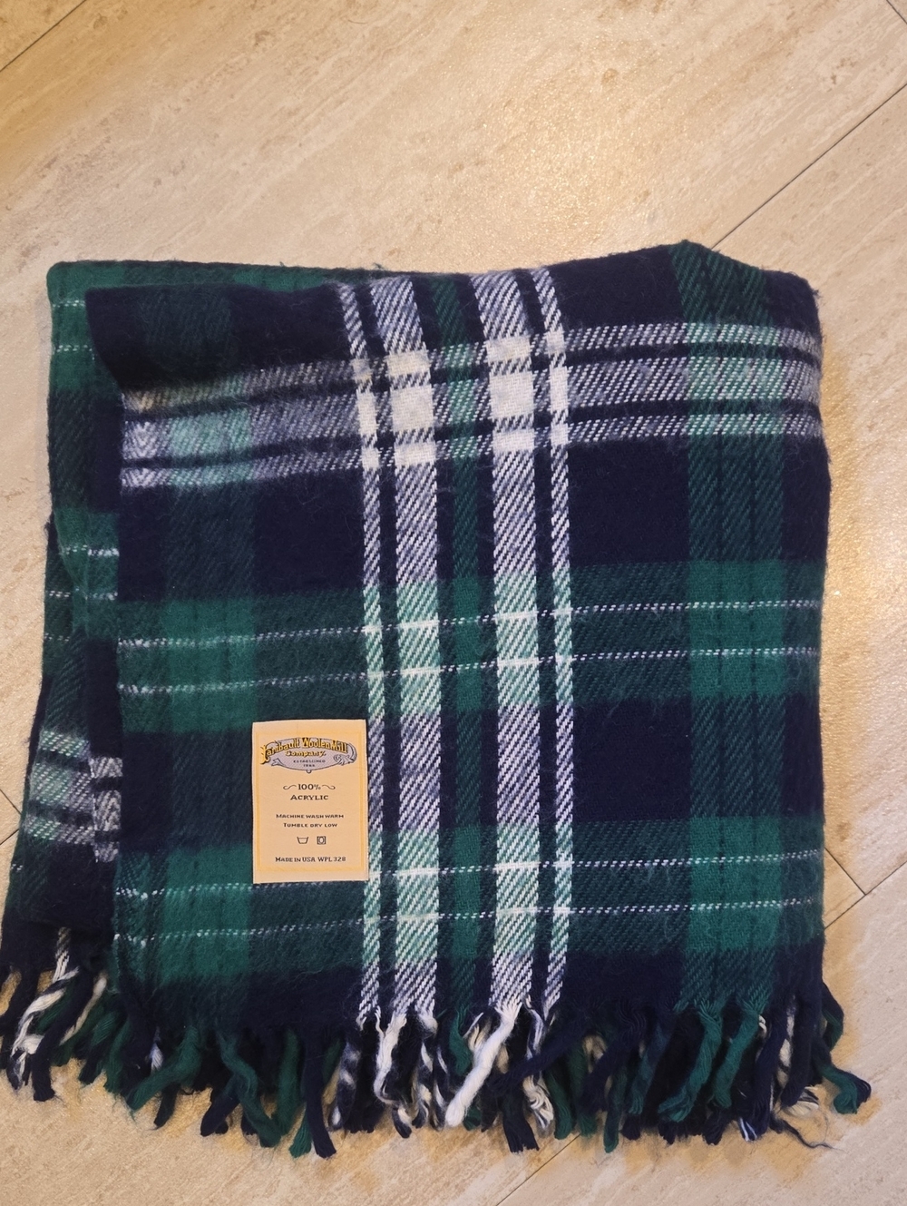 Faribault Woolen Mill Company Plaid Fringed Edge Blanket